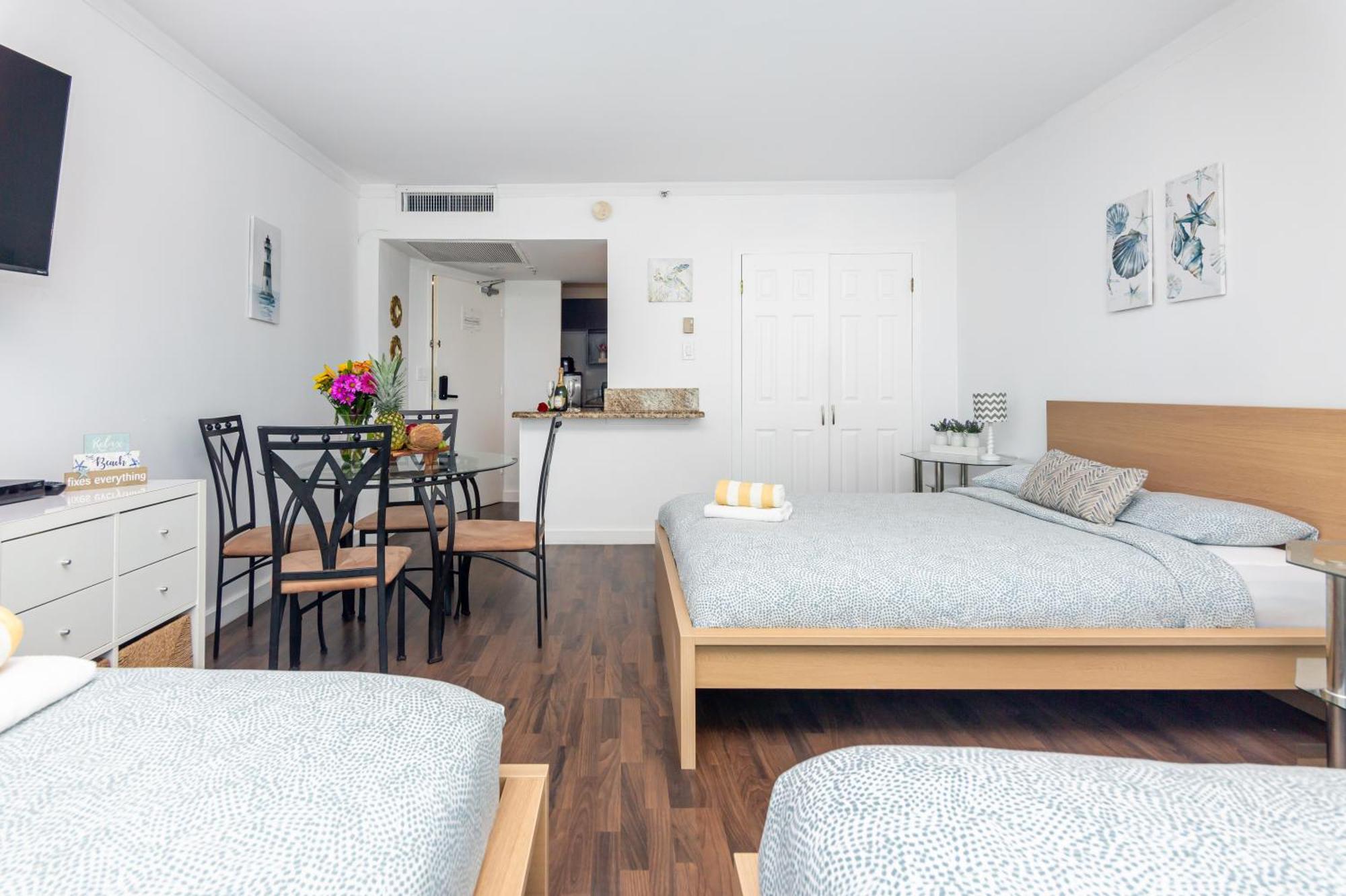 Girasole Rentals Suites Майами-Бич Экстерьер фото